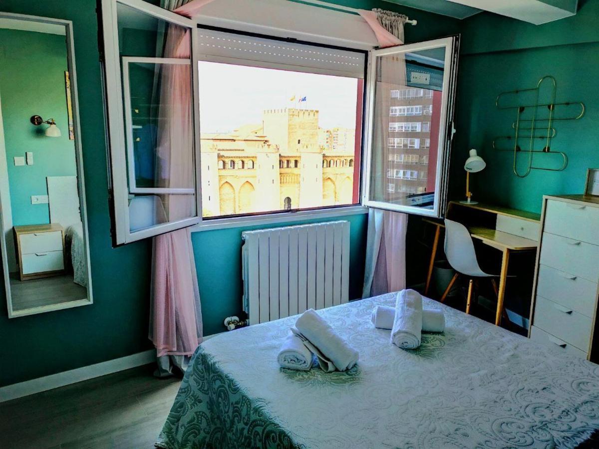 Ferienwohnung La Balconada De La Aljaferia Con Parking Privado Saragossa Exterior foto